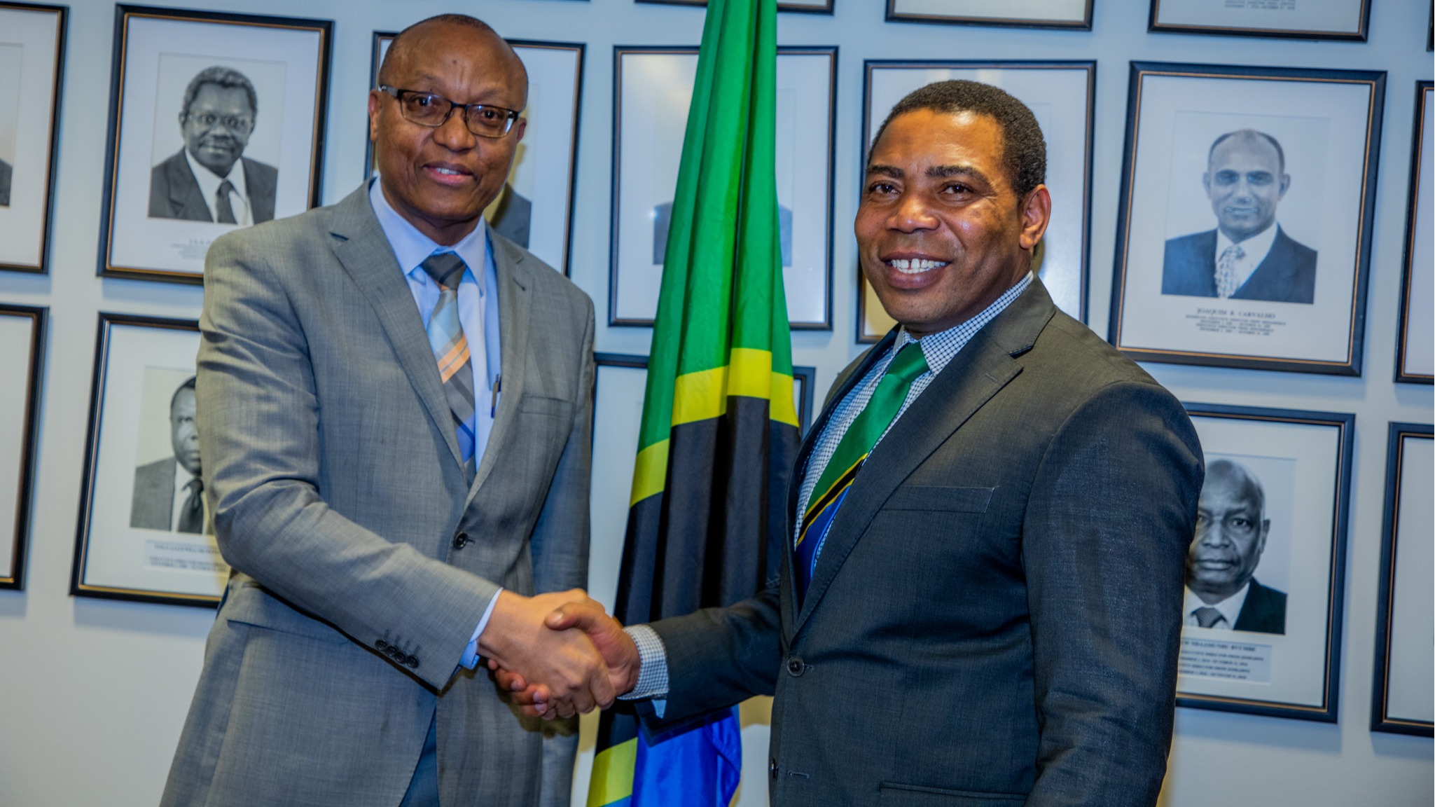 Tanzania Ministry of Finance meeting with World Bank officials